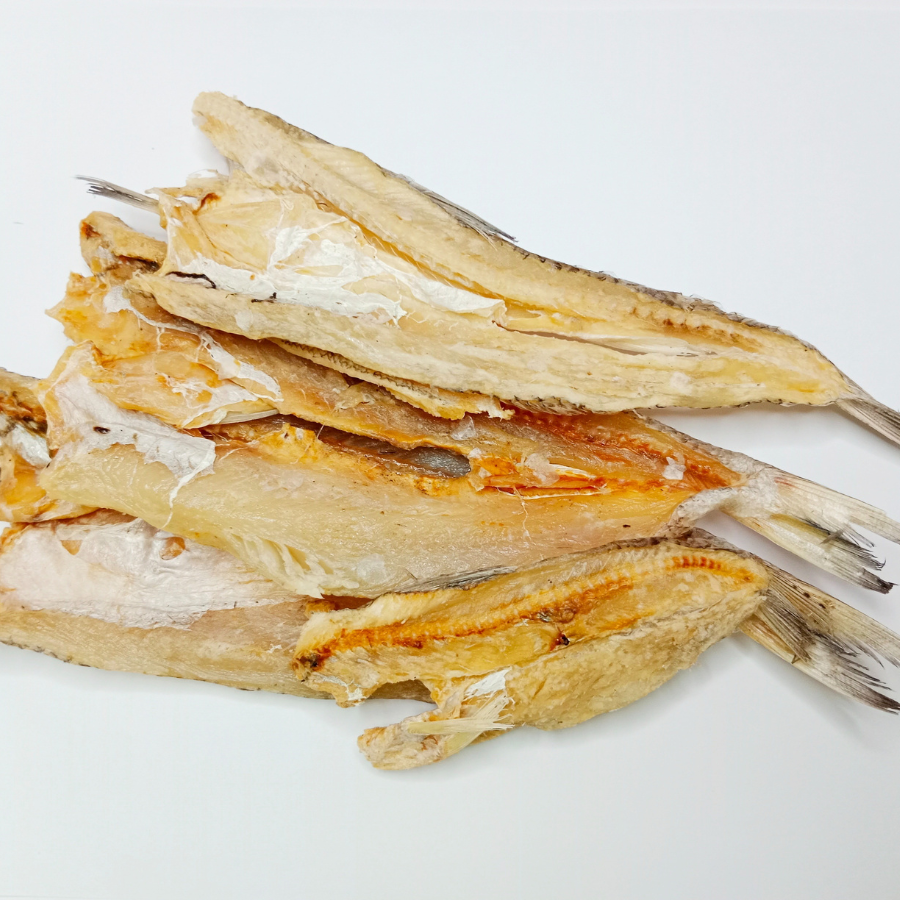ปลาอบแห้ง (Dried Fish)  ของฝากไทย รสเค็มหวาน เก็บได้นาน